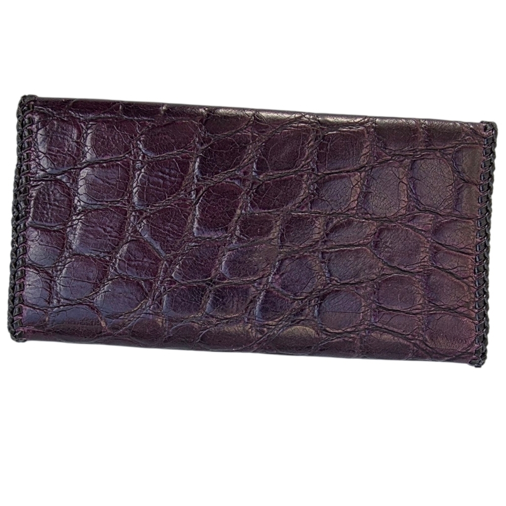 Leather Crocodile-Embossed Purple Clutch - Picture 2 of 4